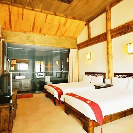 Golden Waterfront Inn Lijiang  Zewnętrze zdjęcie
