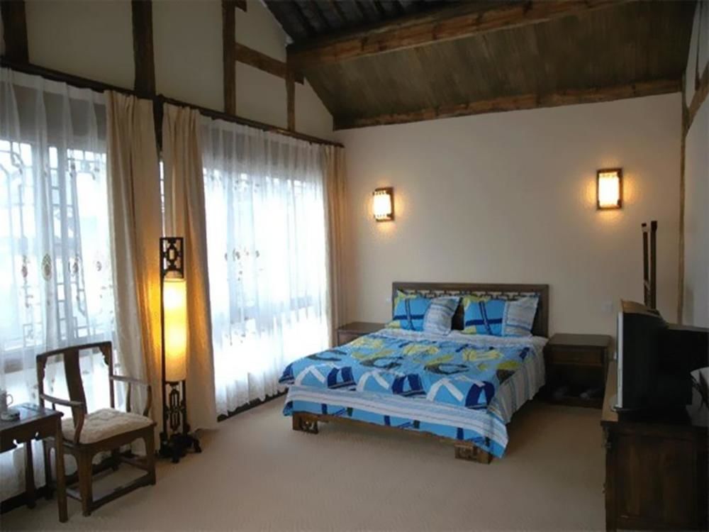 Golden Waterfront Inn Lijiang  Zewnętrze zdjęcie